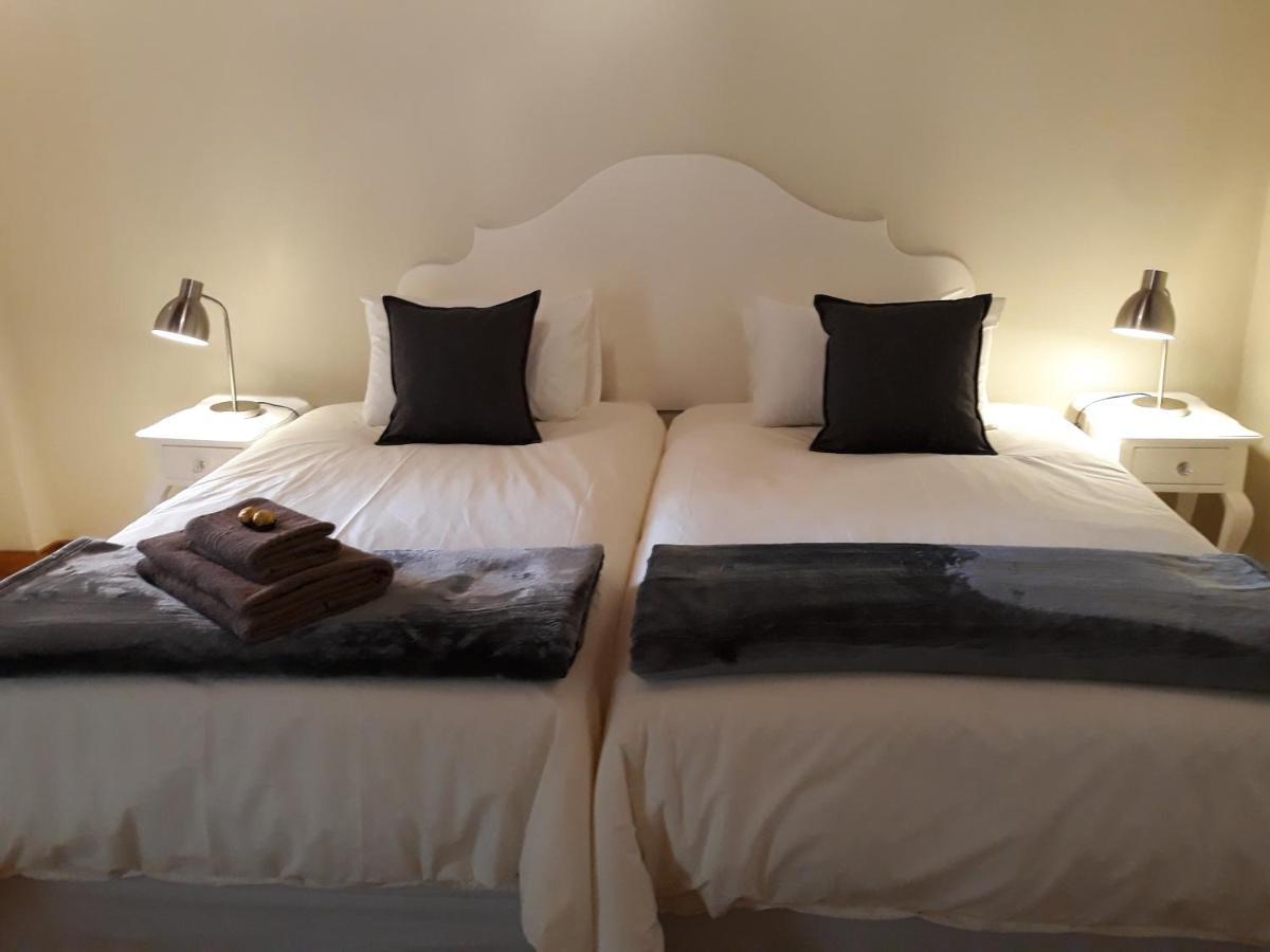 Monte Rosa Guesthouse Роусънвил Екстериор снимка