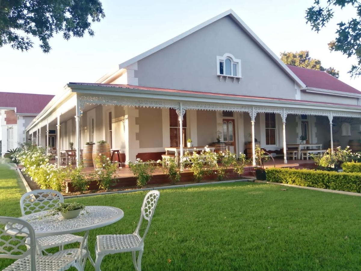 Monte Rosa Guesthouse Роусънвил Екстериор снимка
