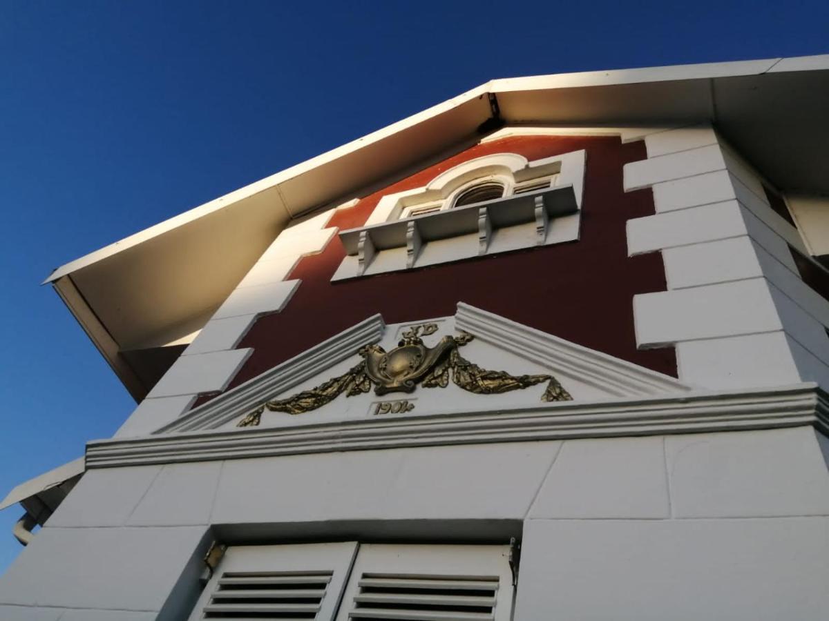 Monte Rosa Guesthouse Роусънвил Екстериор снимка