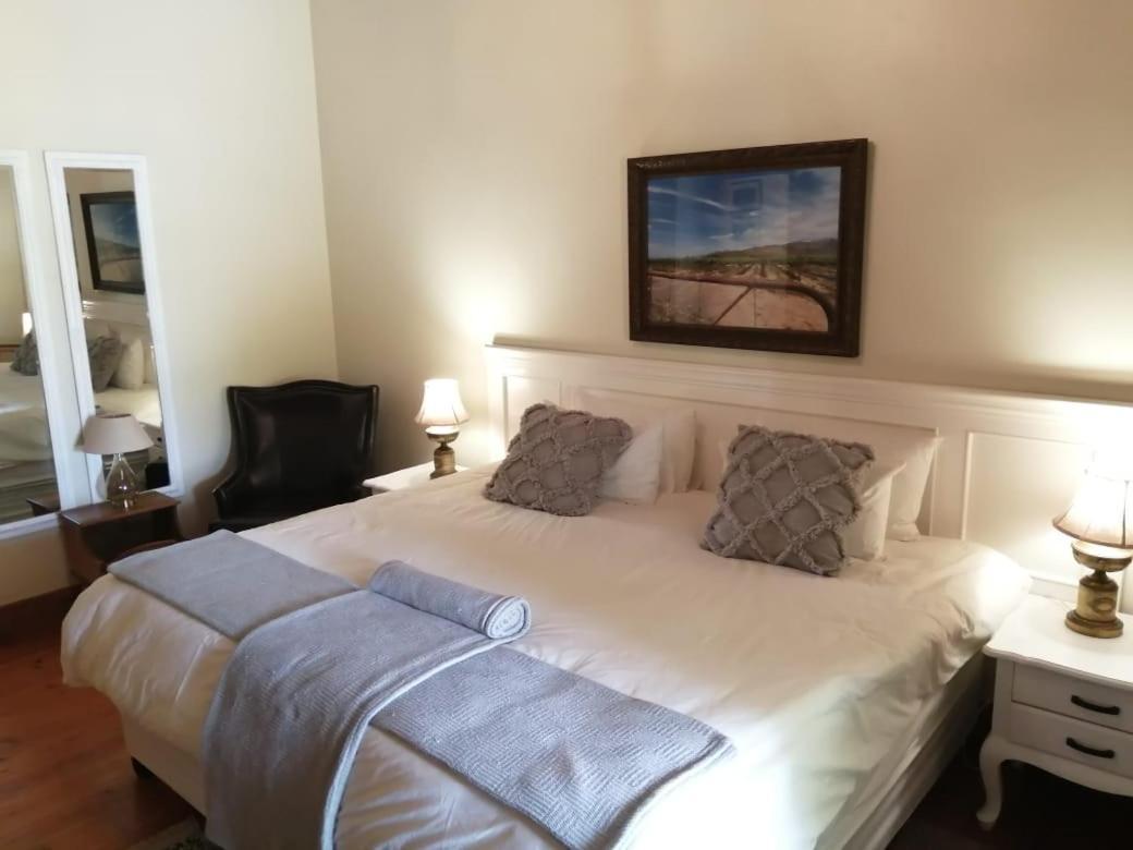 Monte Rosa Guesthouse Роусънвил Екстериор снимка